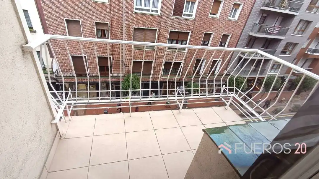 Terraza de Piso en venta en Barakaldo  con Calefacción, Terraza y Balcón