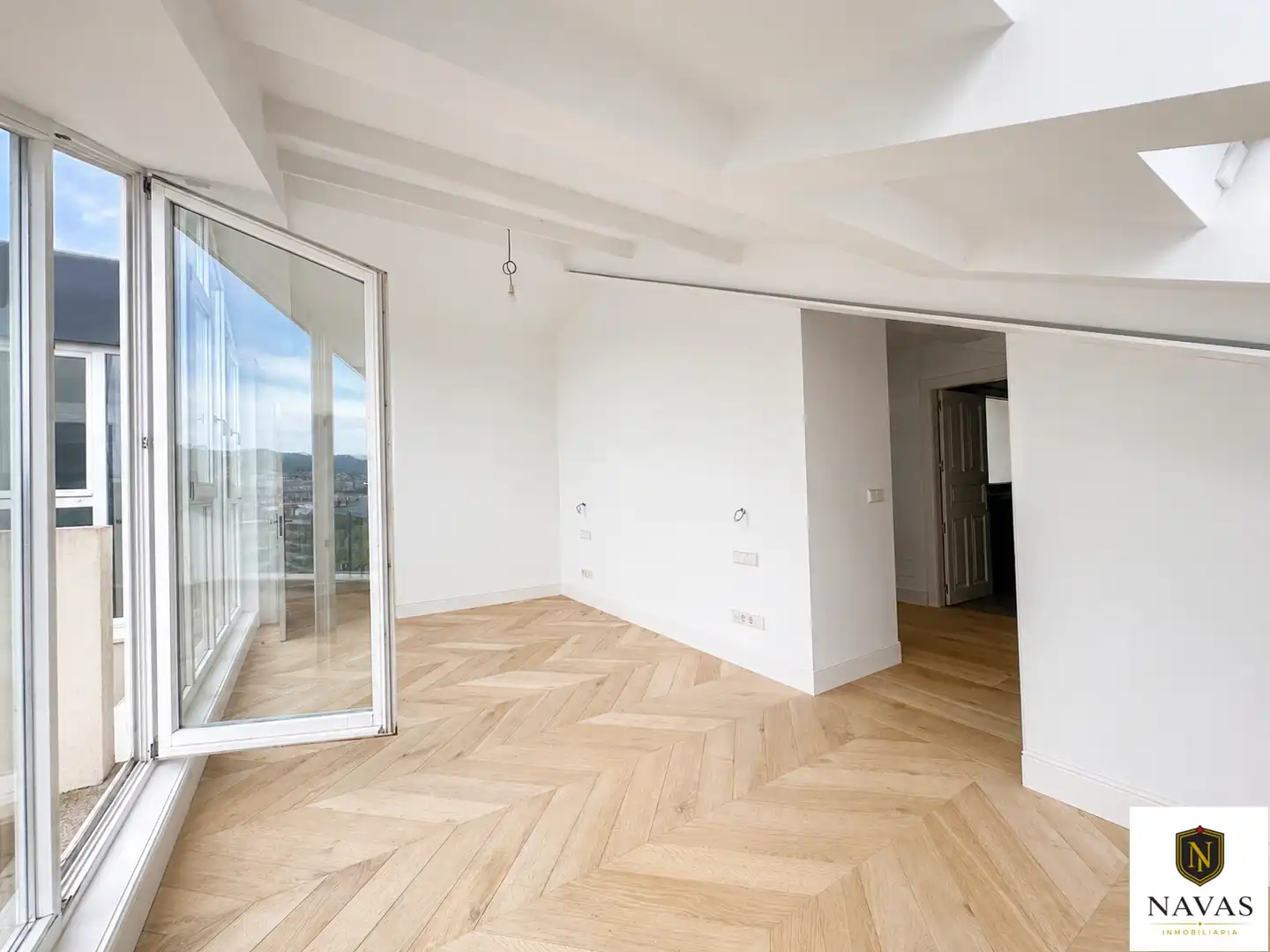 Balcony of Attic for sale in Vigo   with Air Conditioner, Heating and Parquet flooring