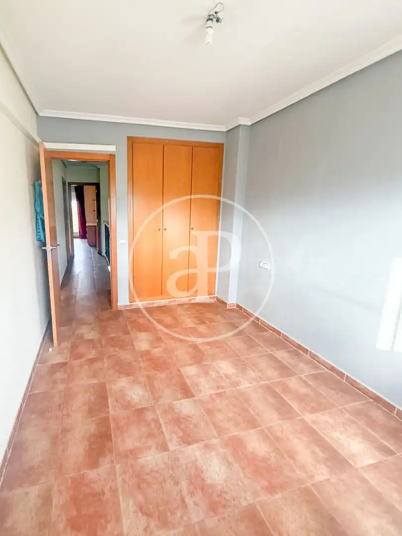 Casa adosada en venda a Riba-roja de Túria