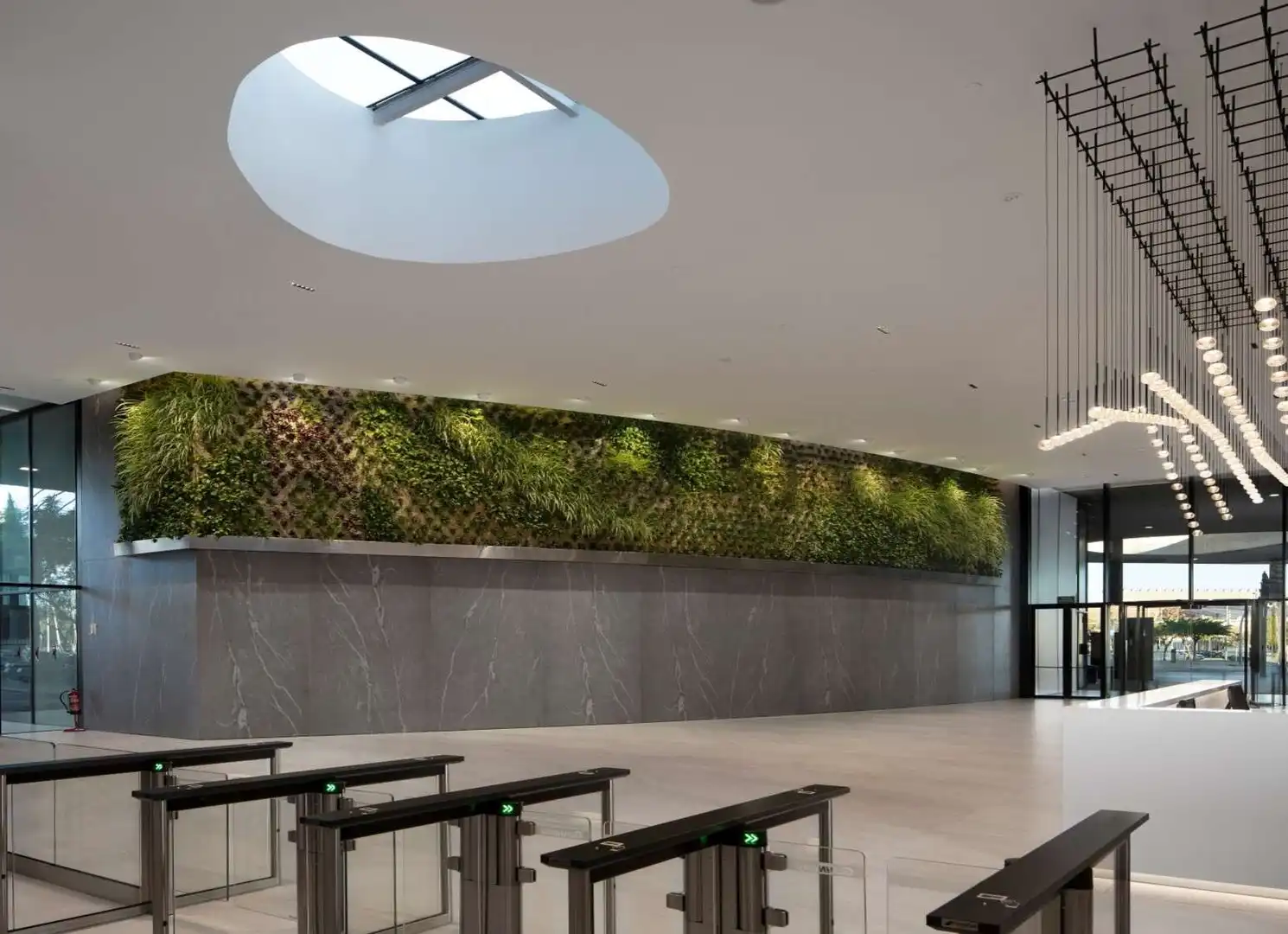 Büro zur Miete in L'Hospitalet de Llobregat mit Klimaanlage und Heizung