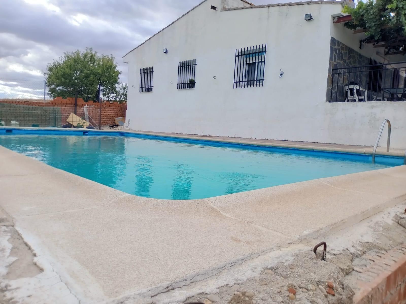House or chalet for sale in Palomeque