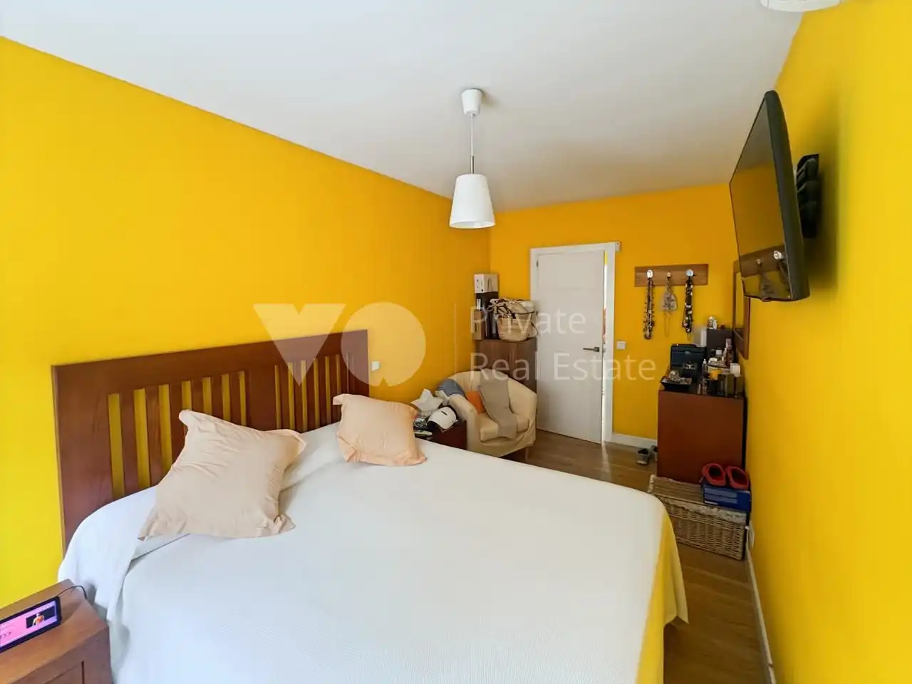 Habitación de Planta baja en venta en Boadilla del Monte con Aire acondicionado, Calefacción y Jardín privado