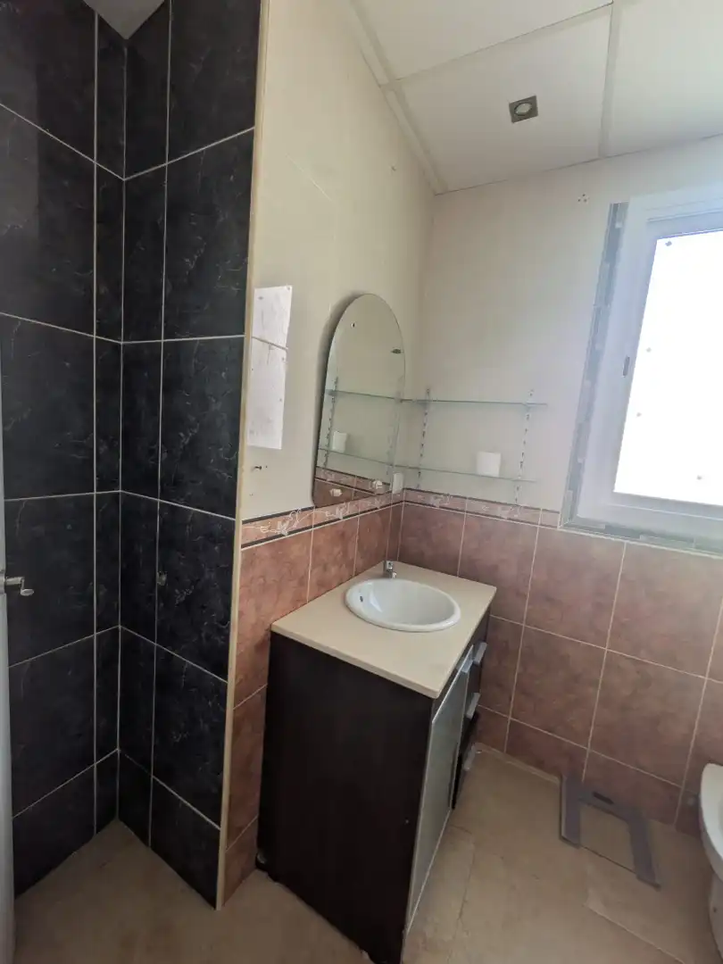 Baño de Piso en venta en Burriana / Borriana con Terraza y Amueblado