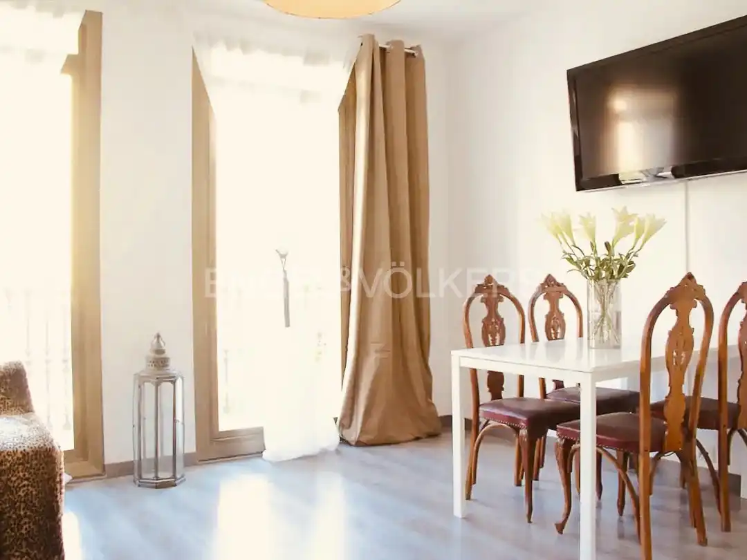 Habitación de Piso en venta en Barcelona con Aire acondicionado, Calefacción y Balcón
