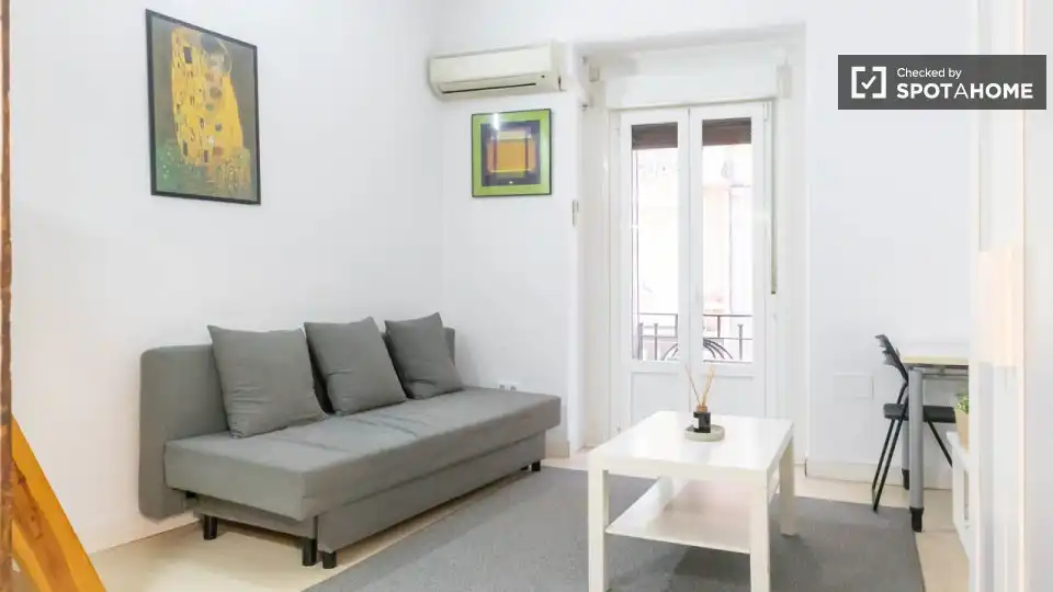 Wohnung mit Terrasse zur Miete in Centro, imagen 2