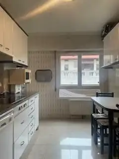 Cocina de Piso en venta en Zarautz con Calefacción, Terraza y Trastero