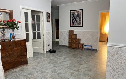 Flat for sale in Herencia  with Air Conditioner