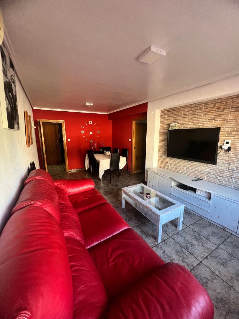 Living room of Flat for sale in  Valencia Capital  with Air Conditioner, Furnished and Oven