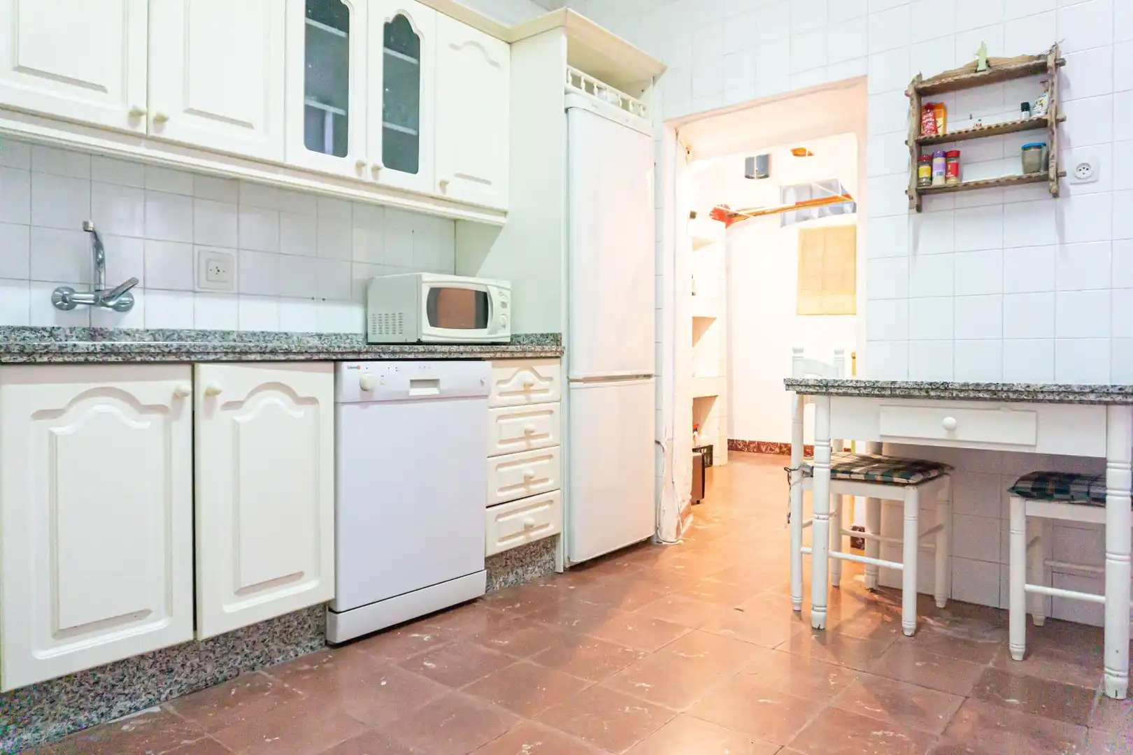 Cuina de Casa o xalet en venda en Montellano amb Aire condicionat, Jardí privat i Terrassa