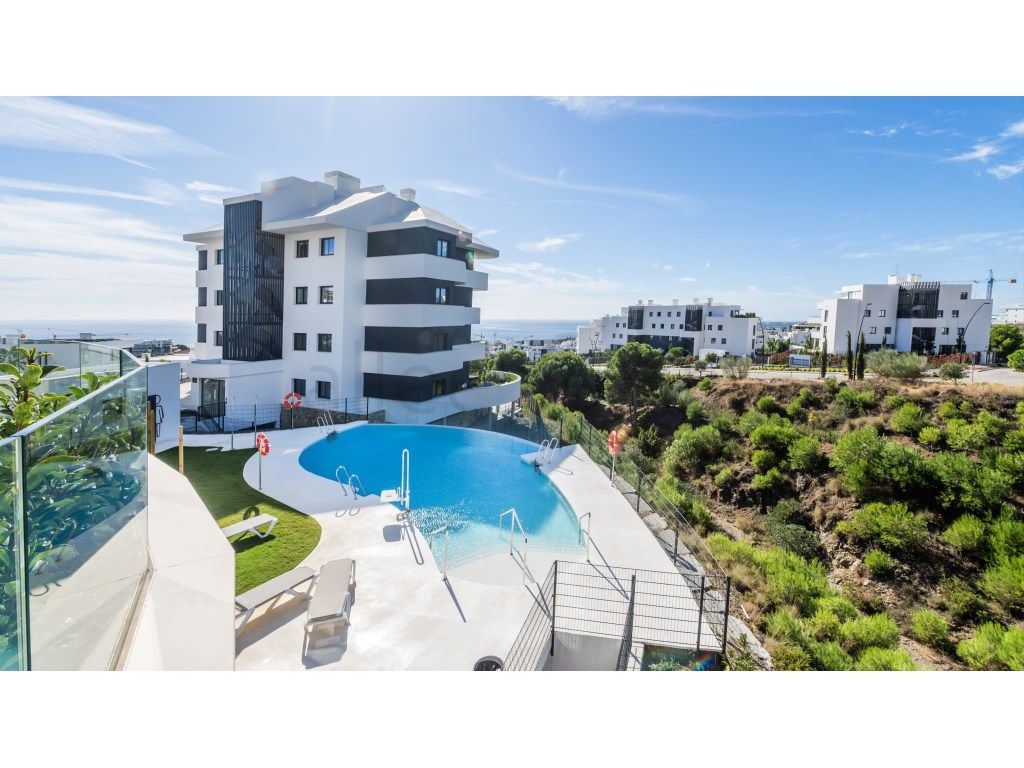 Swimming pool of Apartment to rent in Fuengirola