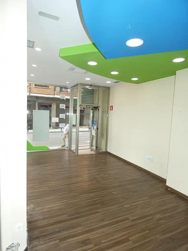 Local commercial à louer à Bagatza - San Vicente, imagen 5