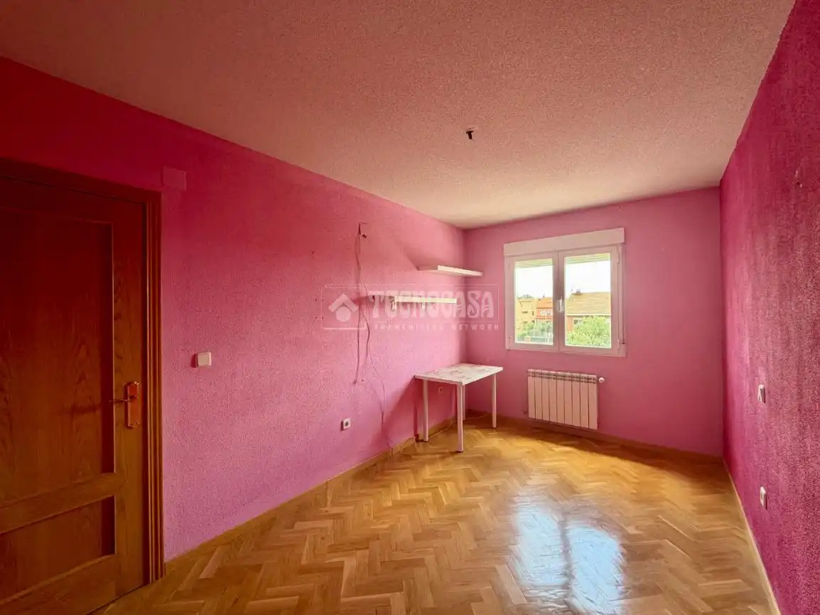 Bedroom of Detached homes for sale in Azuqueca de Henares