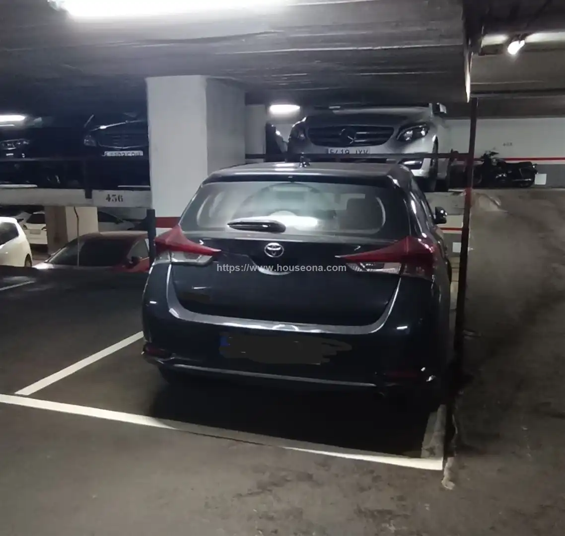 Parkplatz zum Verkauf in Abando - Albia, imagen 3