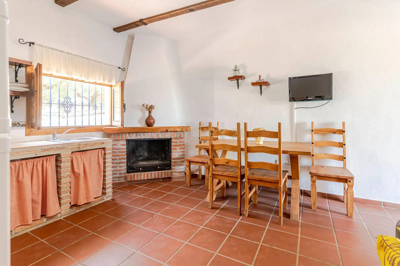 Dining room of Houses for sale in Ítrabo  with Furnished and Jacuzzi