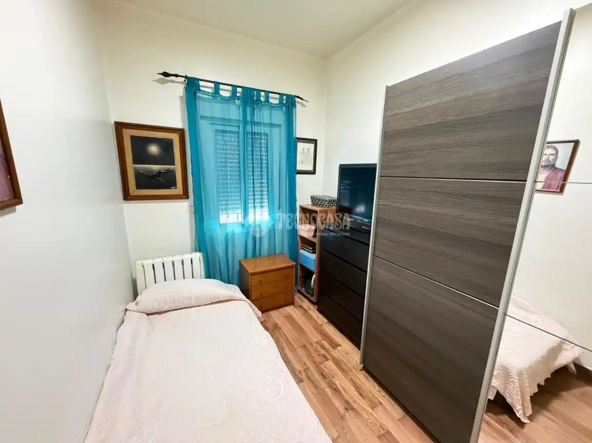 Dormitori de Pis en venda en Madrid amb Aire condicionat, Parquet i Moblat
