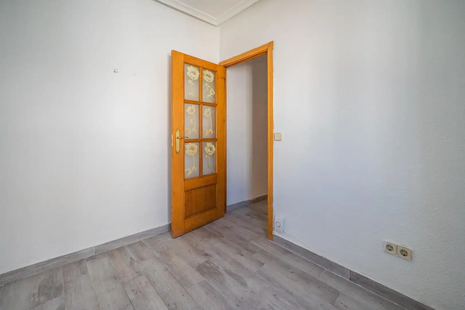 Piso en venta en Calle ATHOS, Puerta del Ángel
