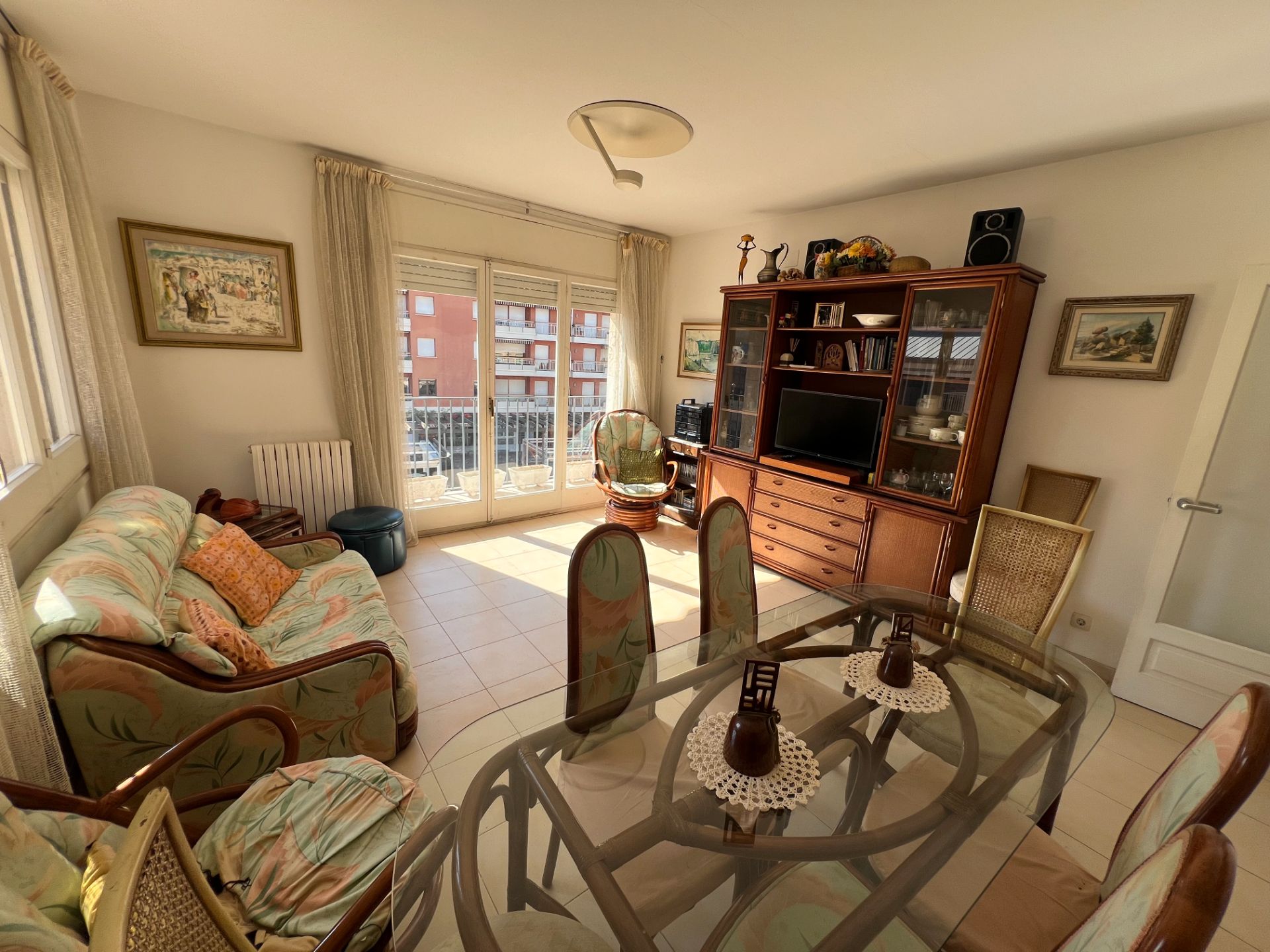 Living room of Flat for sale in Sant Feliu de Guíxols  with Air Conditioner, Heating and Furnished