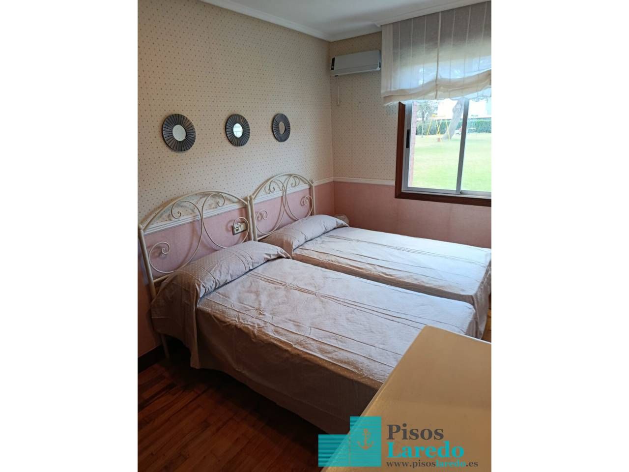 Bedroom of Flat to rent in Laredo