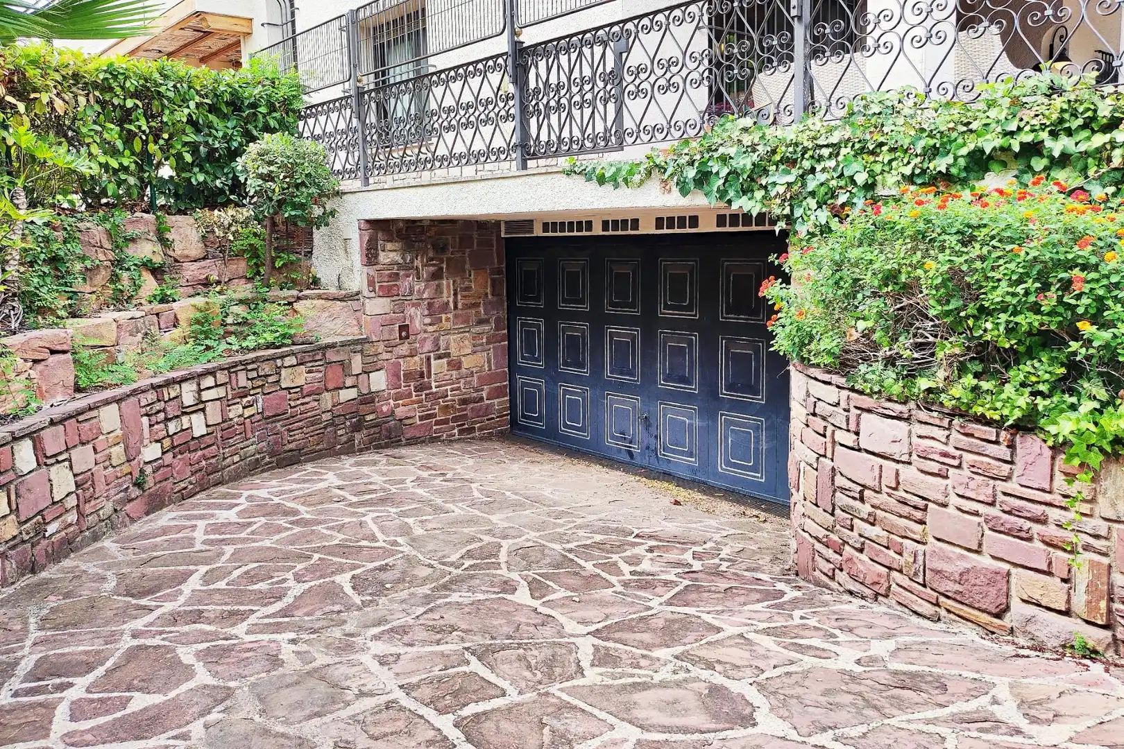 Houses for sale in L'Eliana  with Air Conditioner, Heating and Private garden