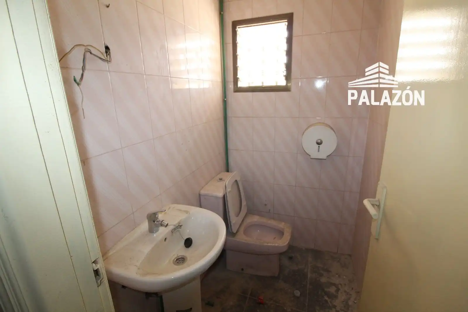 Local de alquiler en San Isidro