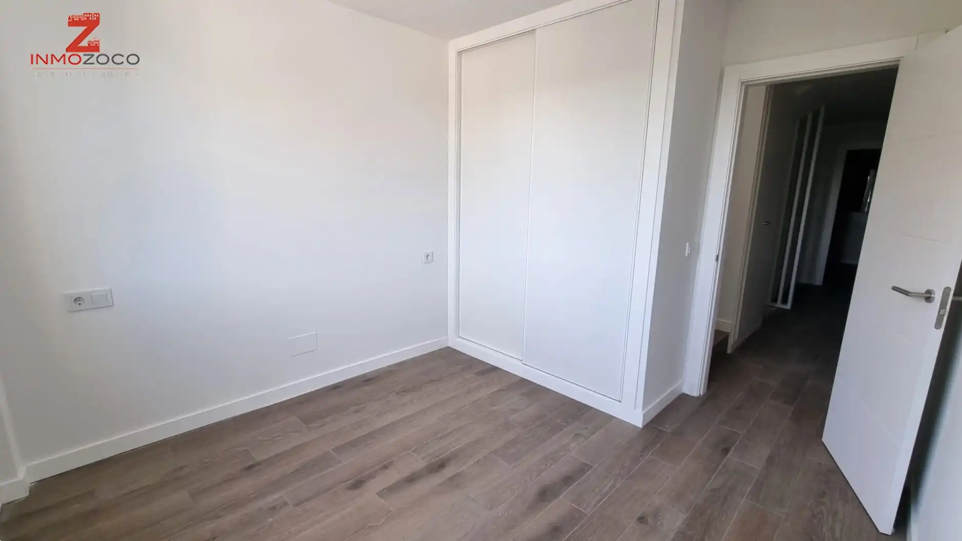 Habitación de Casa adosada en venta en Las Rozas de Madrid con Calefacción, Jardín privado y Terraza