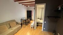 Living room of Flat for sale in  Barcelona Capital  with Air Conditioner, Heating and Oven