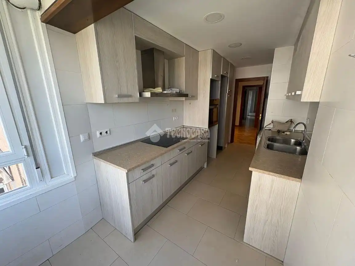 Appartamento con piscina in affitto a Chamartín, imagen 12