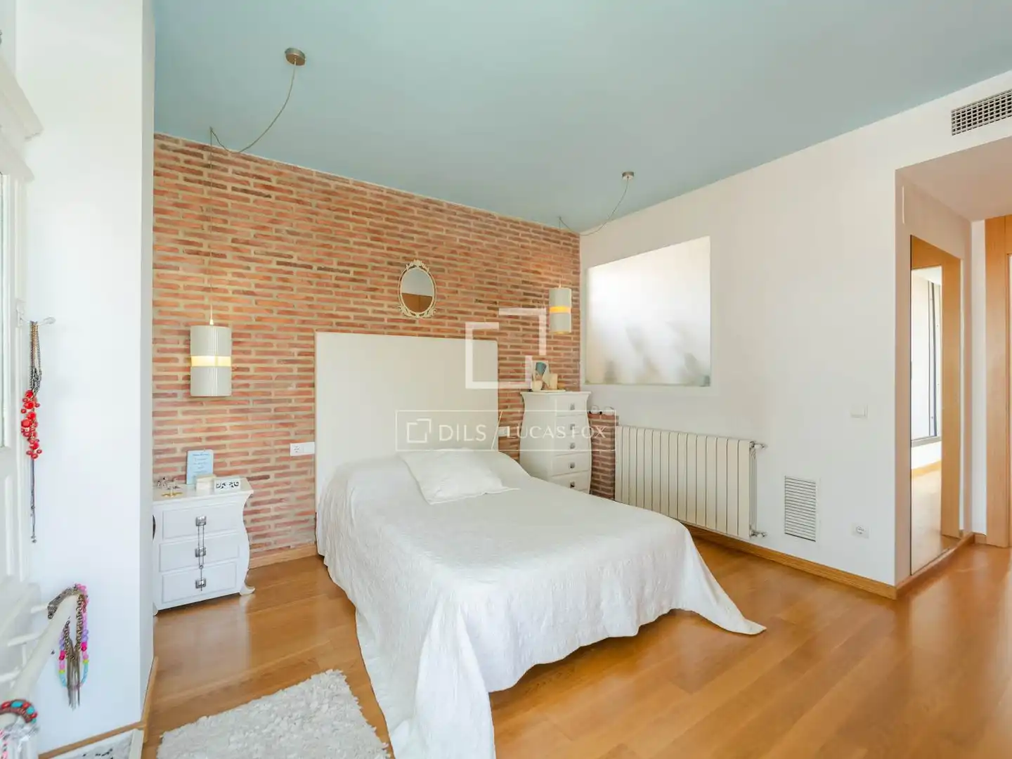Dormitori de Casa o xalet en venda en Bétera amb Aire condicionat, Jardí privat i Terrassa