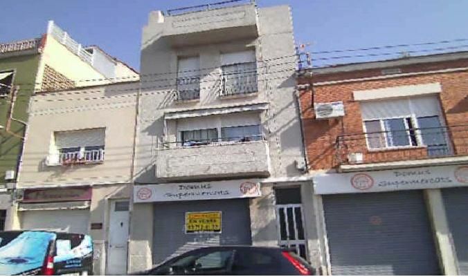Vista exterior de Local en venta en Sabadell