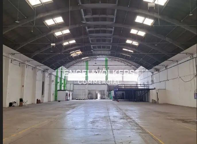 Fabrikhallen zur Miete in L'Hospitalet de Llobregat