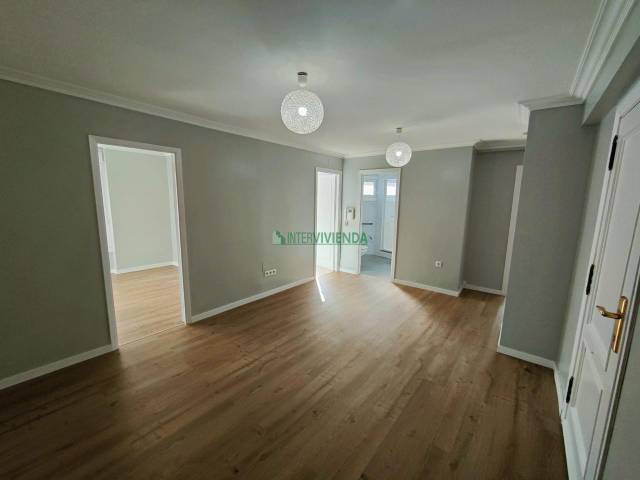 Piso en Alquiler en Centro - Areal