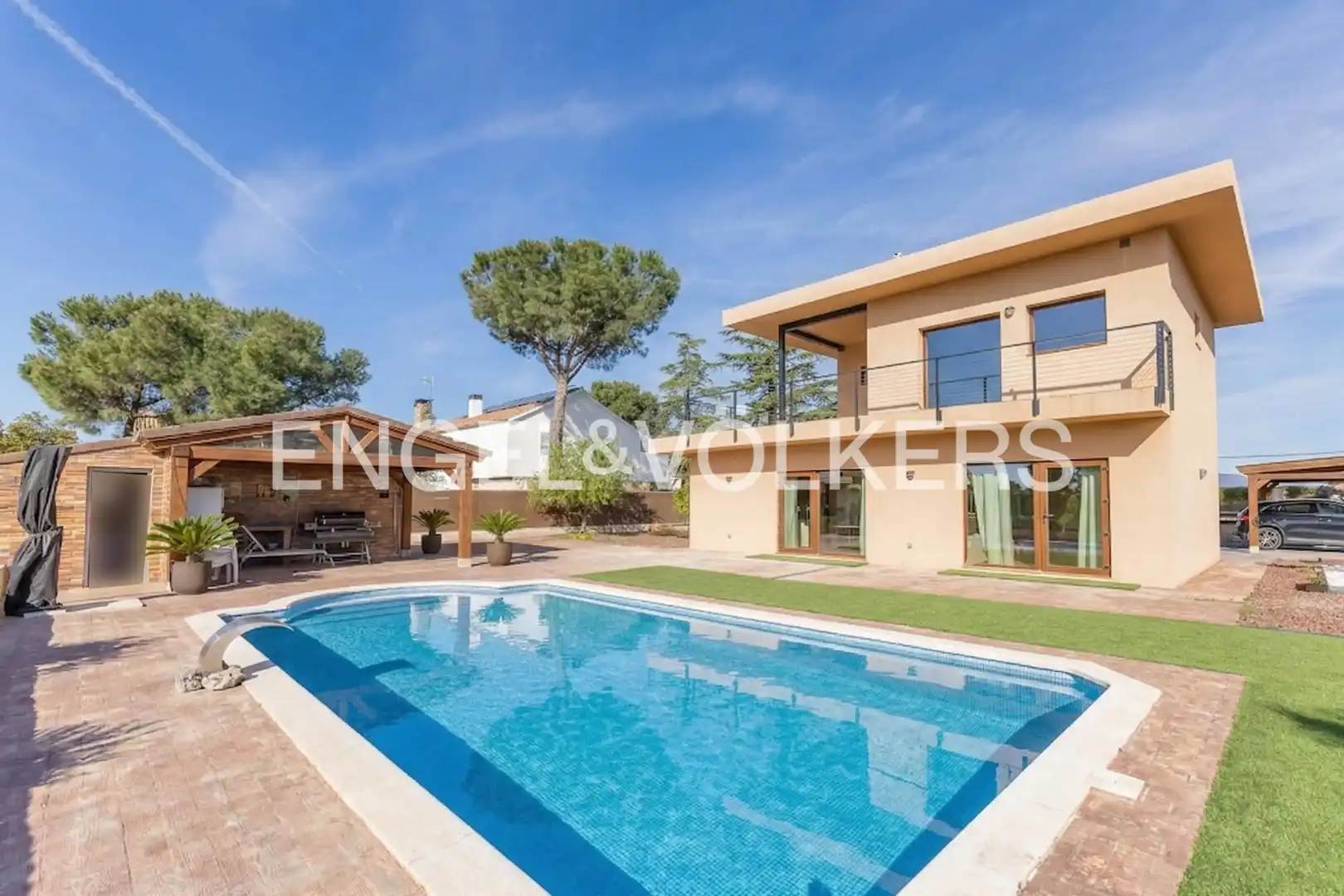 Vista exterior de Casa o chalet en venta en Valdemorillo con Aire acondicionado, Calefacción y Jardín privado