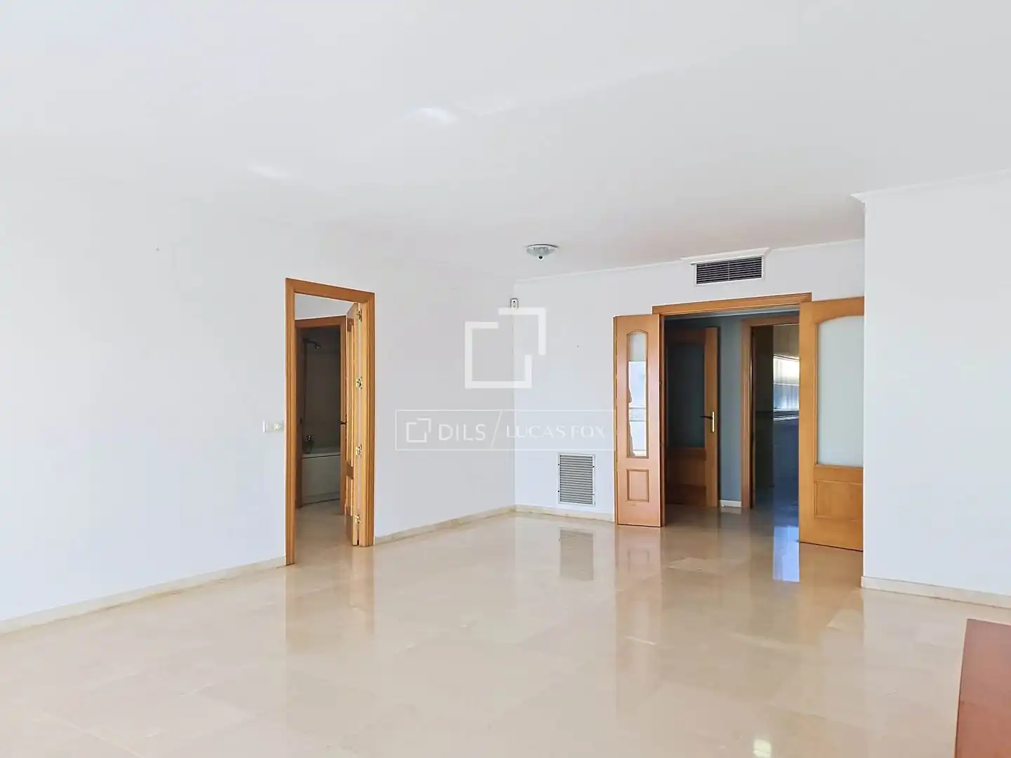Piso con terraza en venta en Les Salines - Pla de Sant Pere, imagen 16