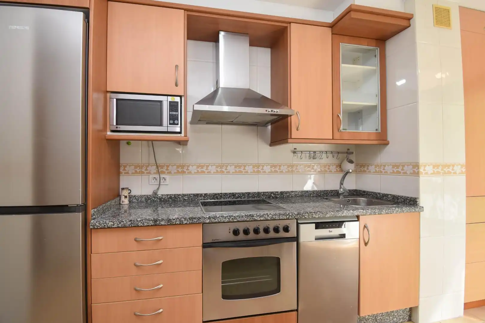 Küche von Wohnung zur Miete in Cambre  mit Heizung