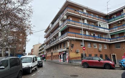 Vista exterior de Pis en venda en  Madrid Capital amb Aire condicionat i Terrassa