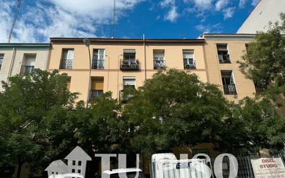 Exterior view of Flat for sale in  Madrid Capital  with Heating and Furnished