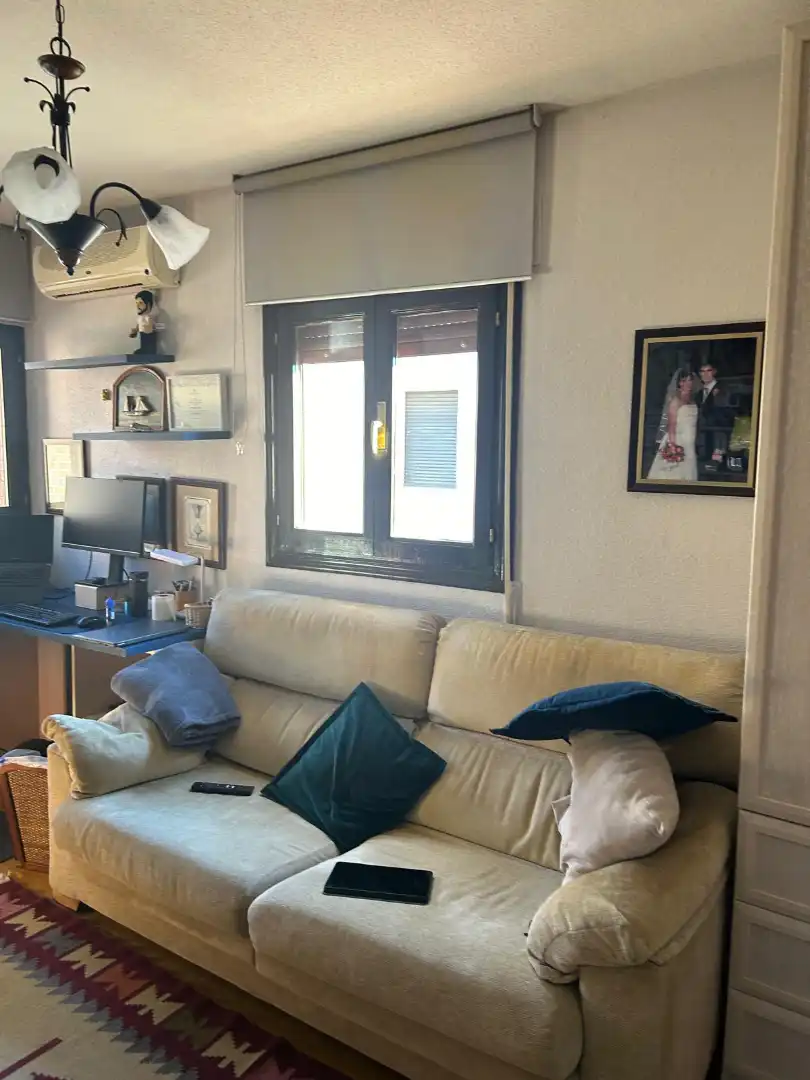 Habitación de Casa o chalet en venta en Azuqueca de Henares con Aire acondicionado, Calefacción y Jardín privado