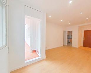 Flat for sale in  Barcelona Capital  with Terrace