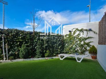 Casa a schiera con piscina in vendita a Camino Noria Huron