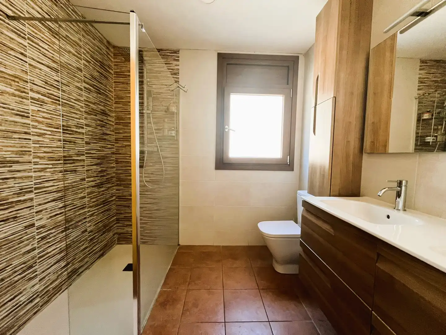 Baño de Casa o chalet en venta en Palau-solità i Plegamans con Aire acondicionado, Calefacción y Jardín privado