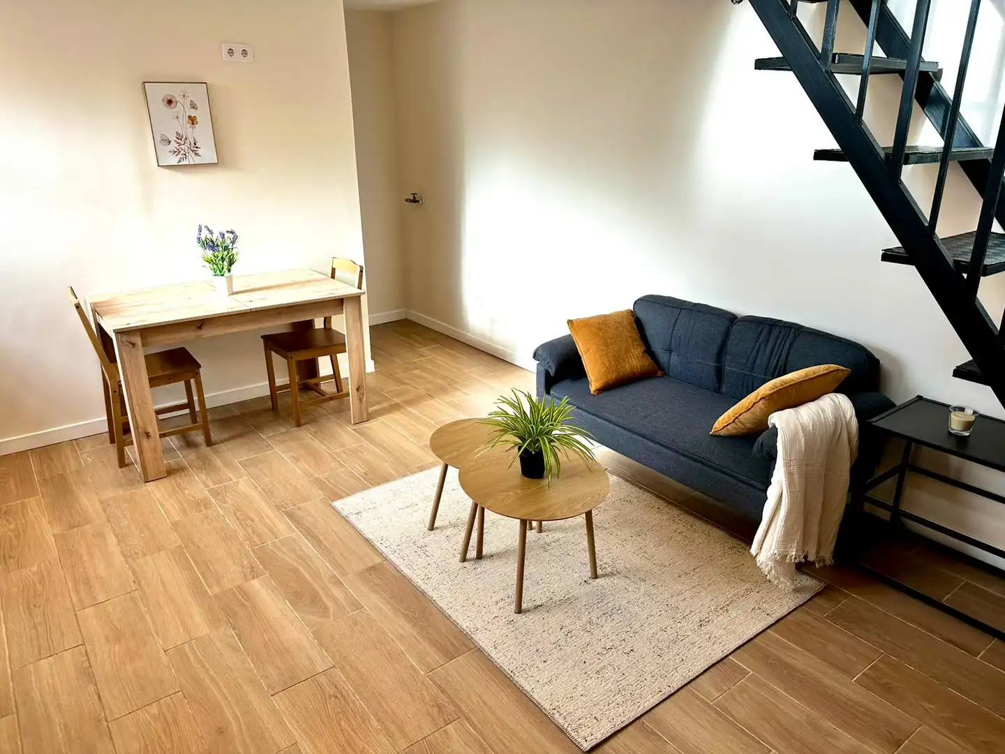 Sala d'estar de Planta baixa en venda en Zaragoza amb Moblat, Forn i Rentadora