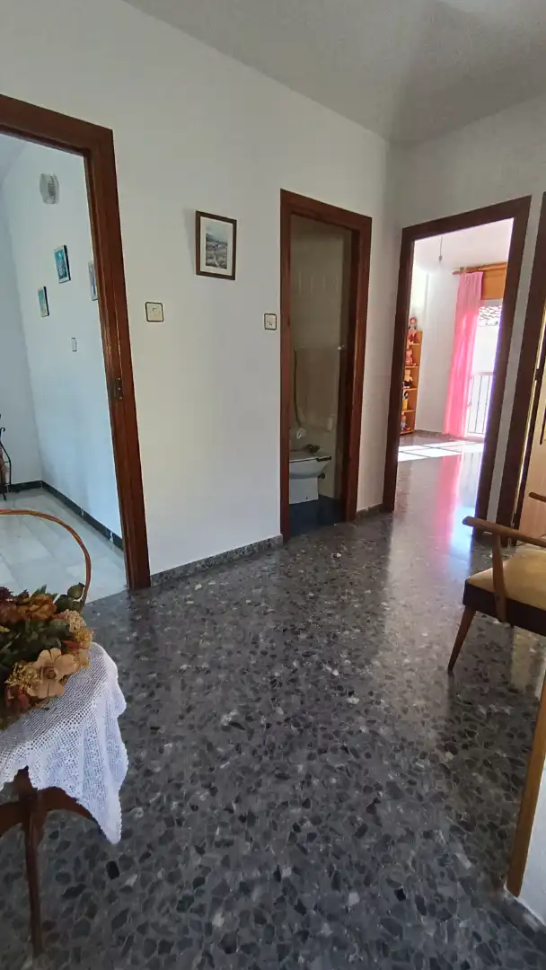 Piso en venta en Loja con Balcón