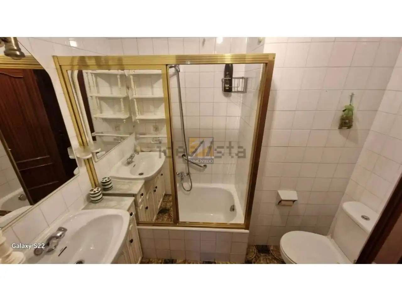 Baño de Piso en venta en Gijón  con Calefacción y Parquet
