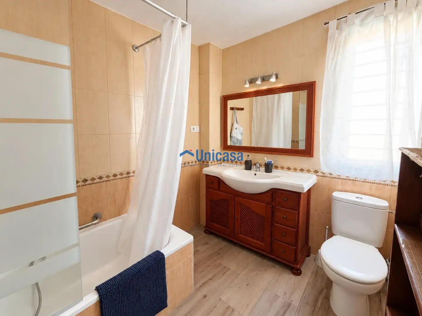 Bathroom of Detached homes for sale in Churriana