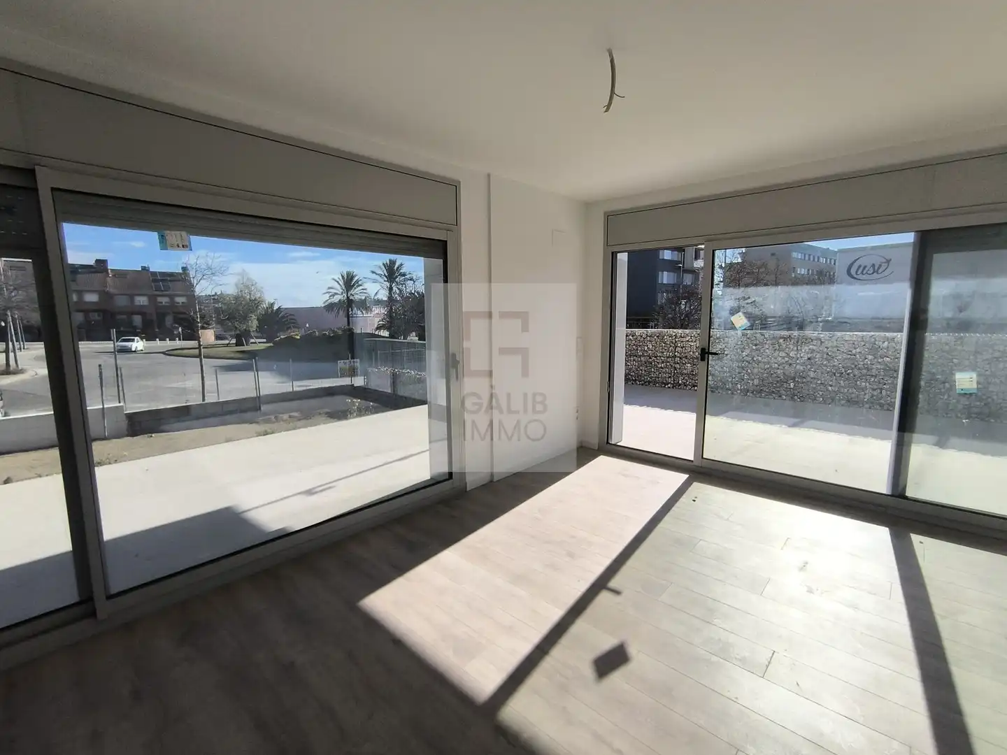 Wohnzimmer von Erdgeschoss zum Verkauf in Figueres mit Klimaanlage, Heizung und Terrasse