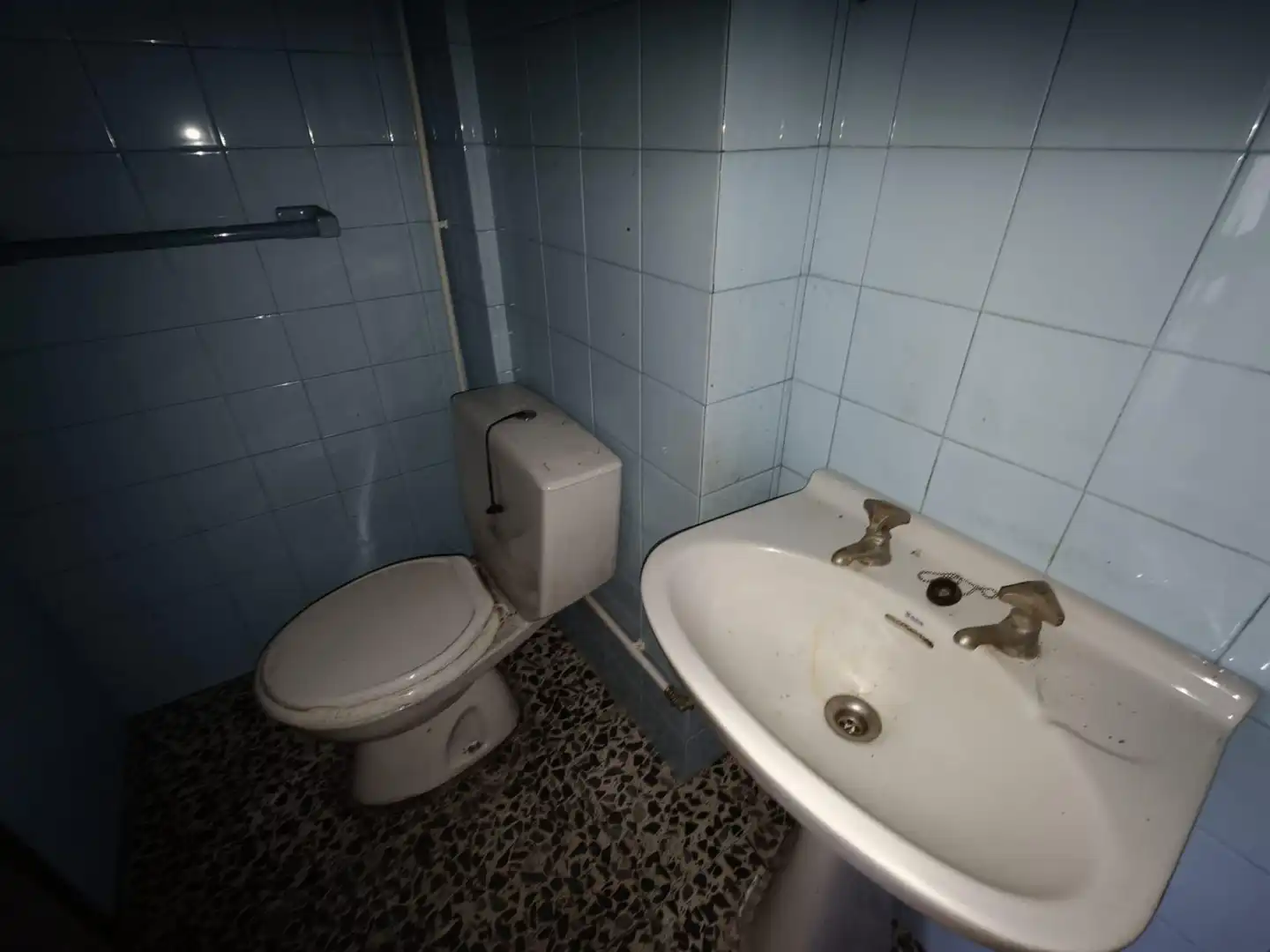 Baño de Piso en venta en Ribeira con Terraza
