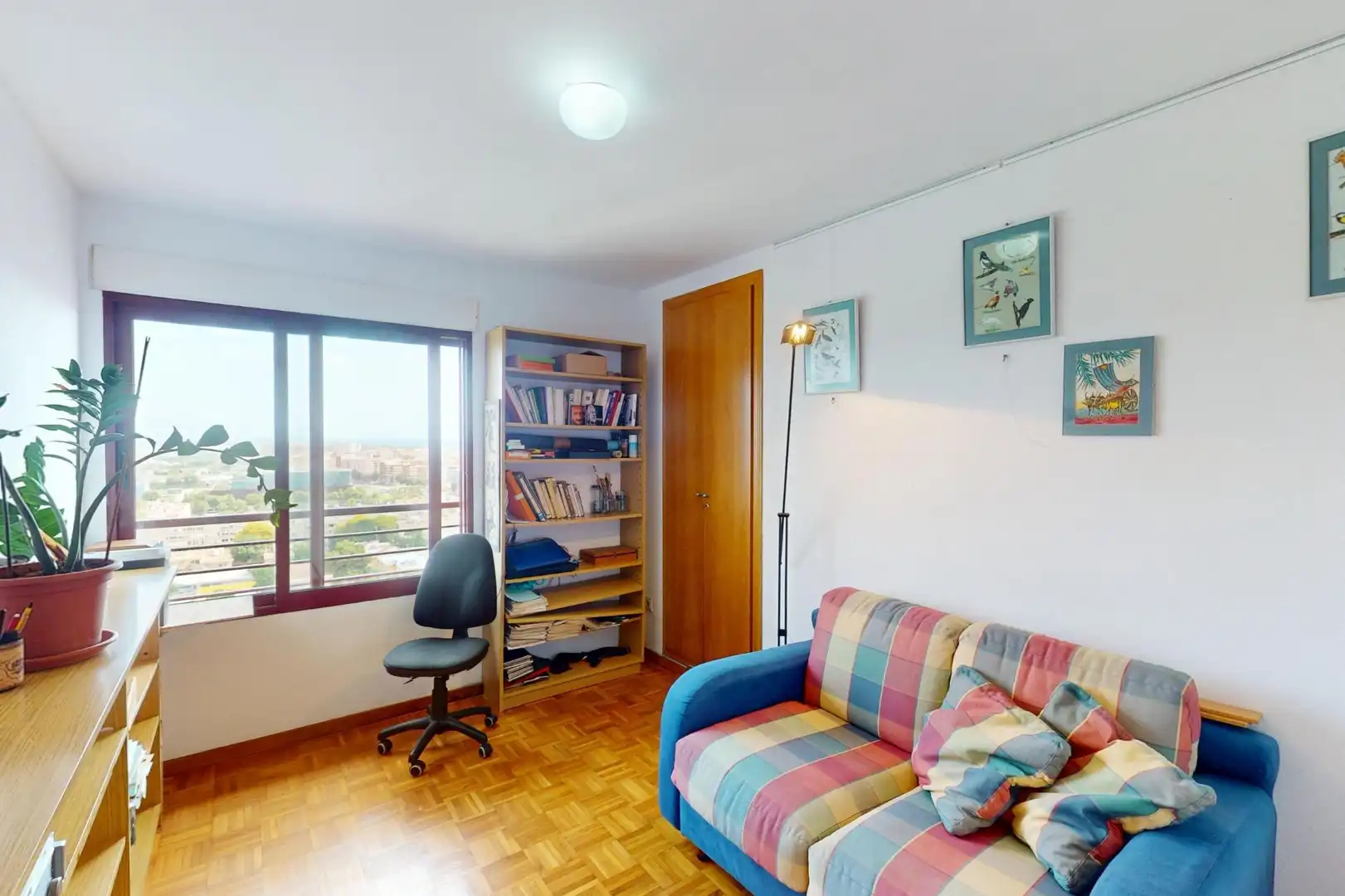 Habitación de Piso de alquiler en Valencia con Aire acondicionado, Parquet y Amueblado