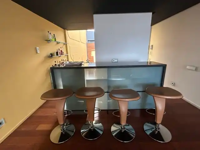 Cocina de Casa o chalet en venta en Barcelona con Aire acondicionado, Calefacción y Jardín privado