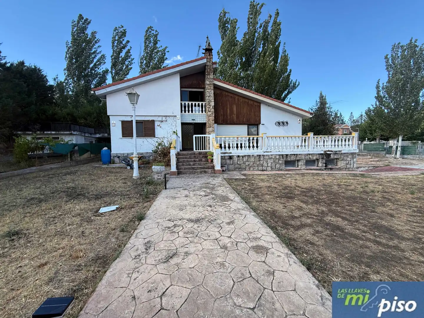 Vista exterior de Casa o chalet en venta en Tudela de Duero con Calefacción, Jardín privado y Terraza