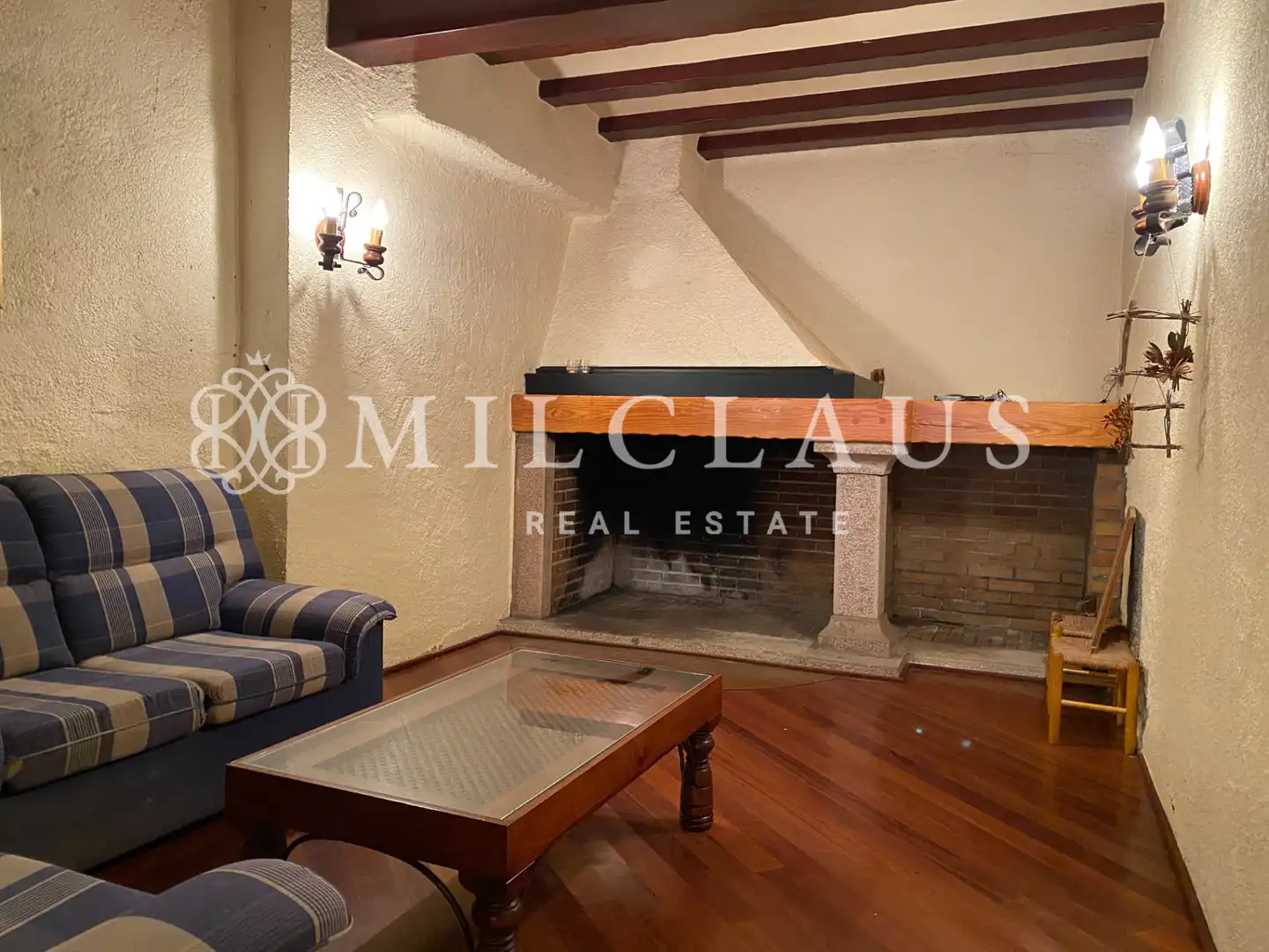 Sala d'estar de Casa o xalet de lloguer en Talamanca amb Calefacció, Parquet i Forn